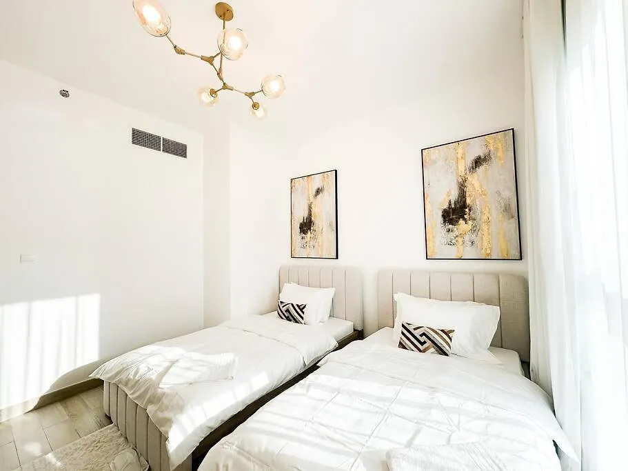 Vibrant 2Br Lake View Withpool&Gym Access 430B1 Abu Dhabi